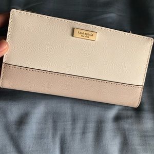 Kate Spade Stacy Laurel way Wallet